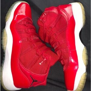 Red Jordan 11’s